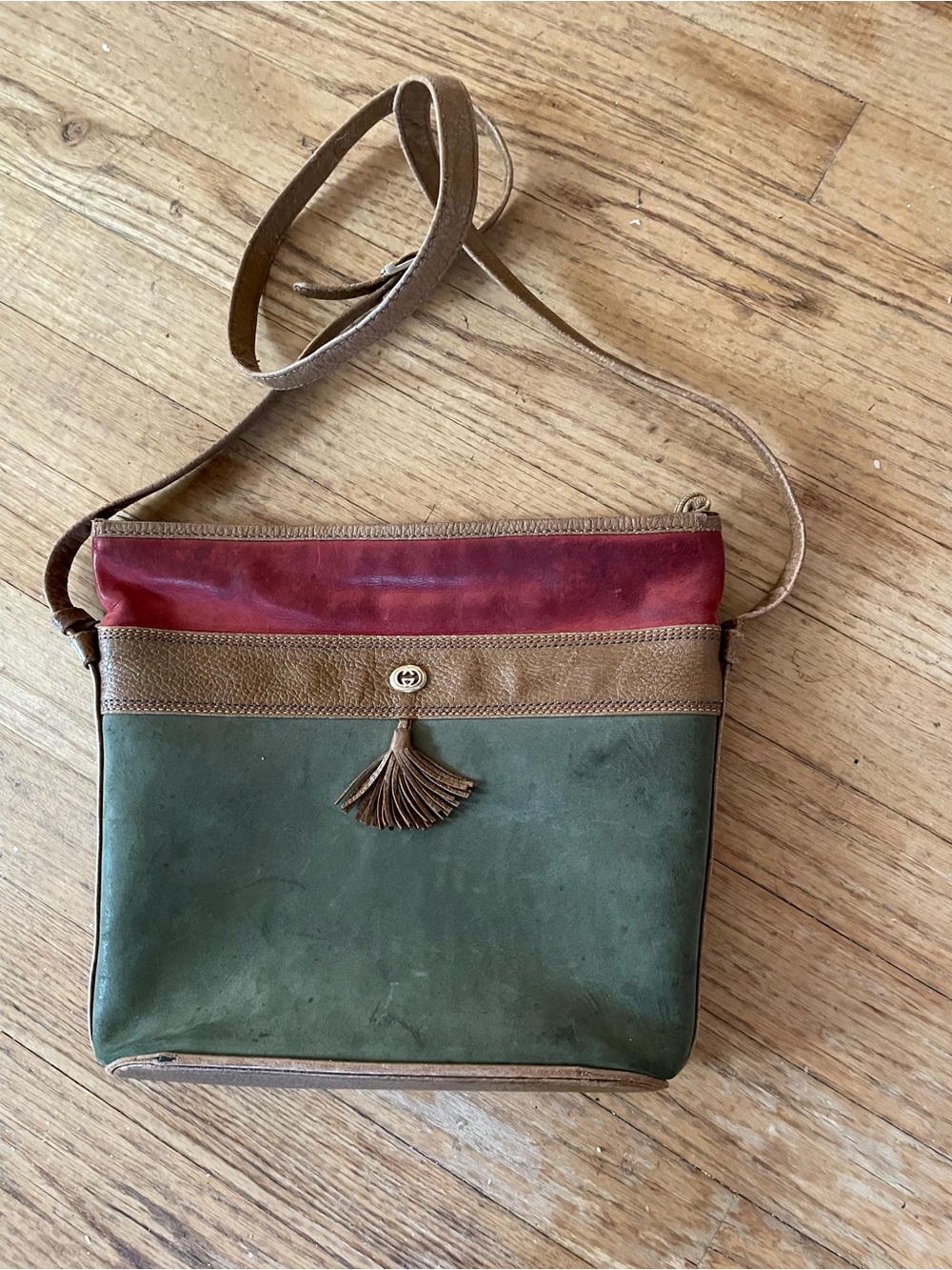 Gucci Tricolor Leather Crossbody in Green, Tan & Burgundy - Picture 2 of 12